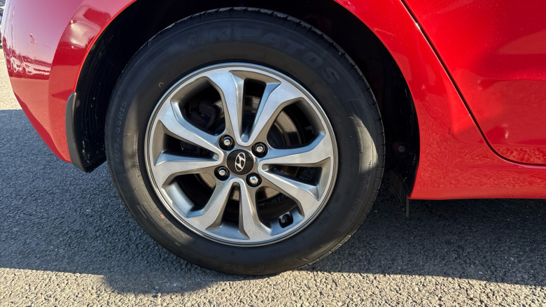 Hyundai i20 1.2 MPi SE 5dr Petrol Hatchback